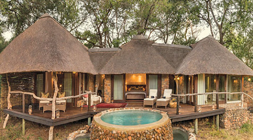 Luxury Safari & Zanzibar Bliss